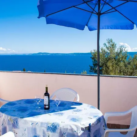 Anamarija Apartament *