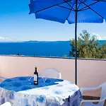 Anamarija Διαμέρισμα *